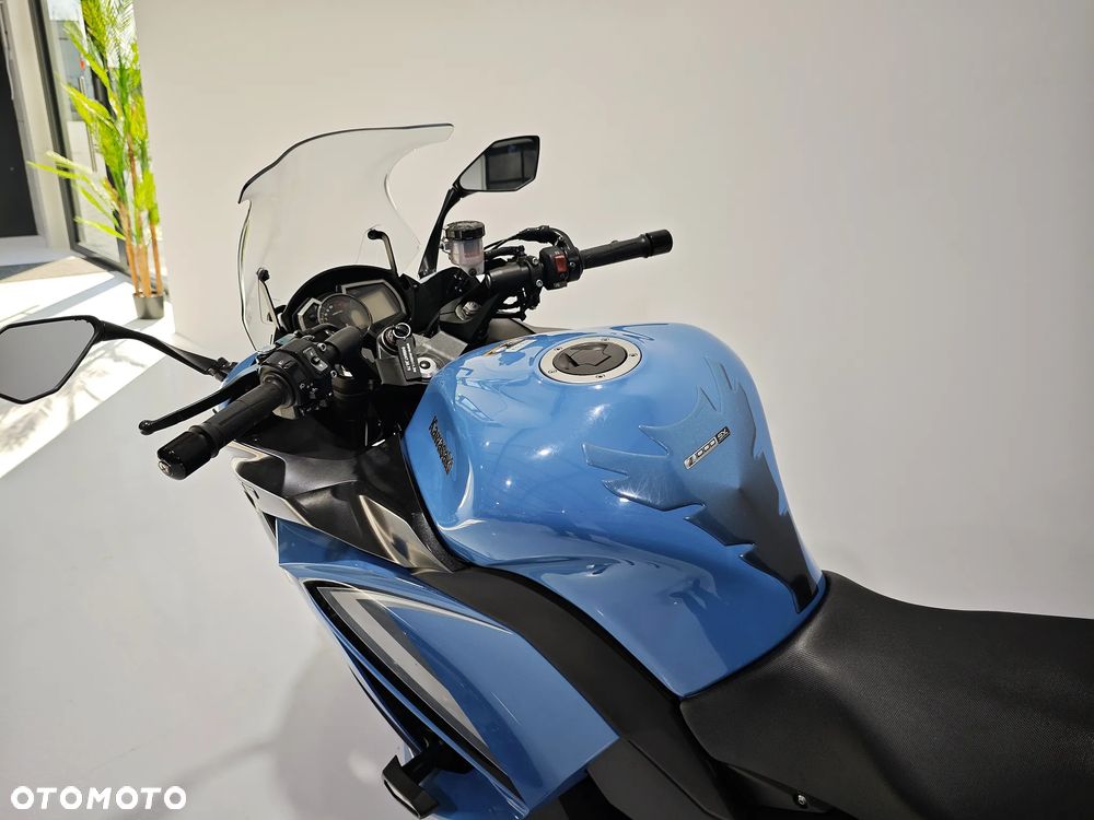 Kawasaki Ninja 1000 SX - 21