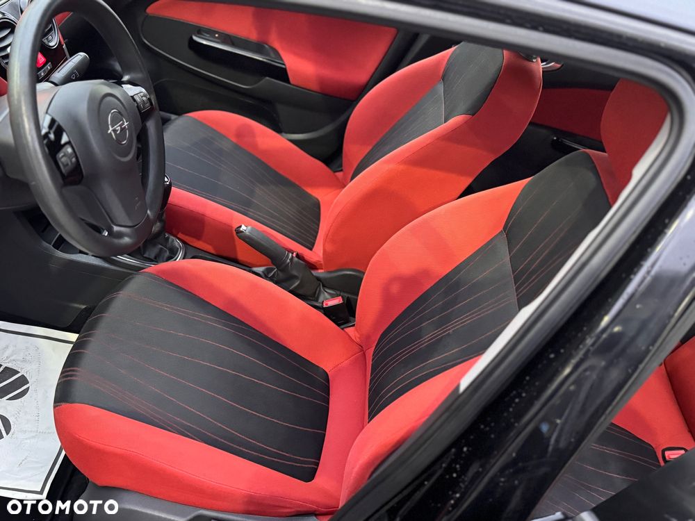 Opel Corsa 1.2 16V Cosmo - 8