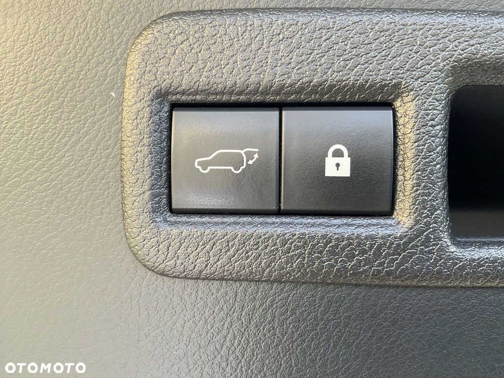 Lexus NX 300h F Sport Edition AWD - 35