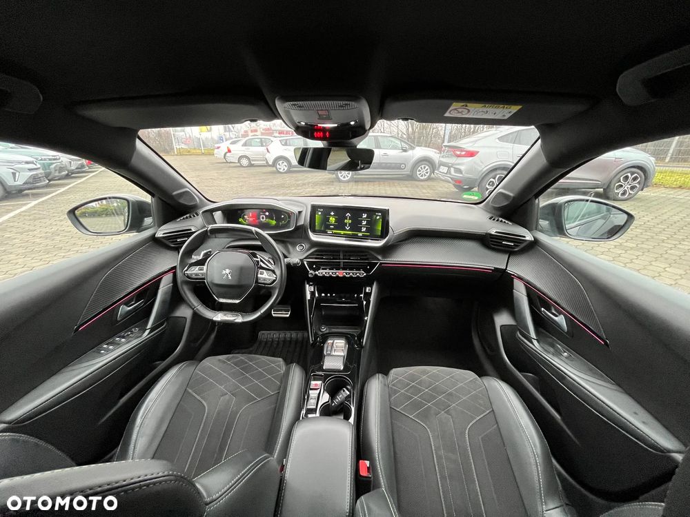 Peugeot 208 1.2 PureTech GT Line S&S EAT8 - 11