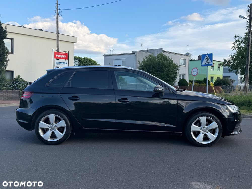 Audi A3 Sportback 1.4 TFSI Ambiente - 11