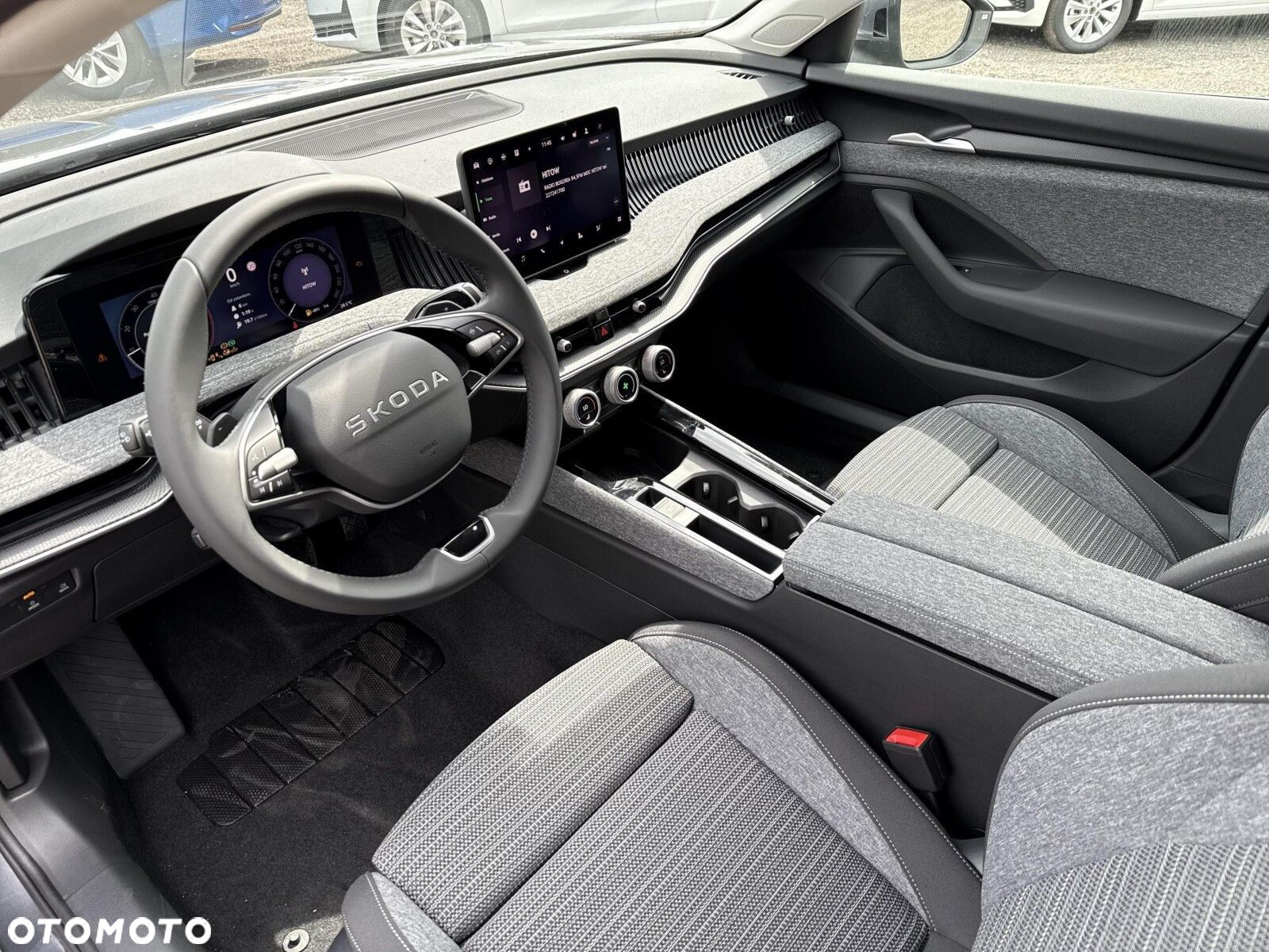 Skoda Superb 1.5 TSI mHEV Selection DSG - 10