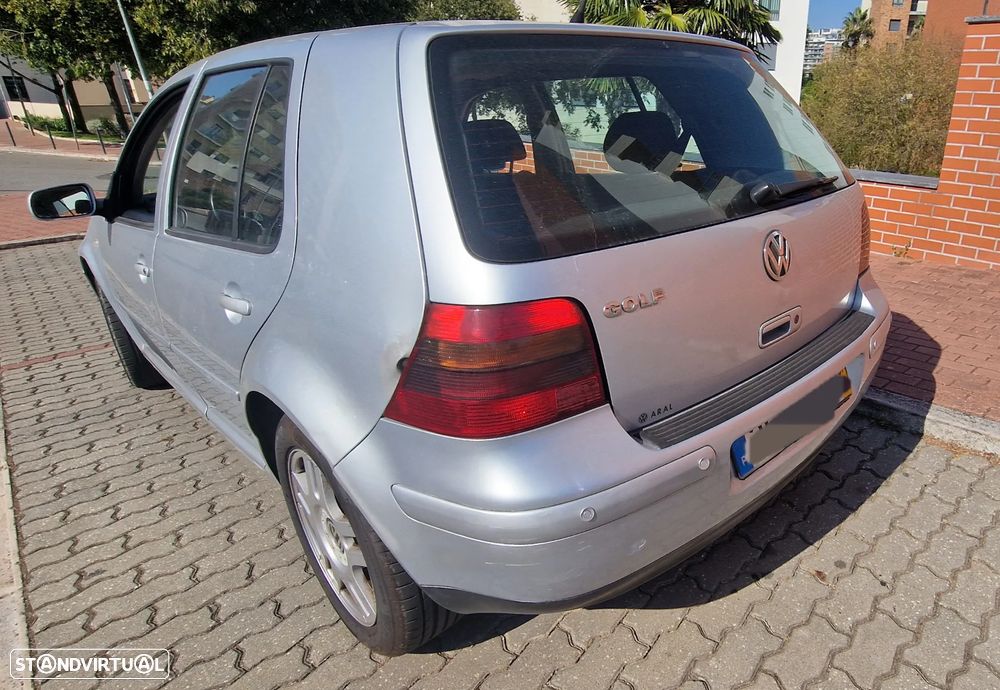 VW Golf 1.4i Confortline - 4