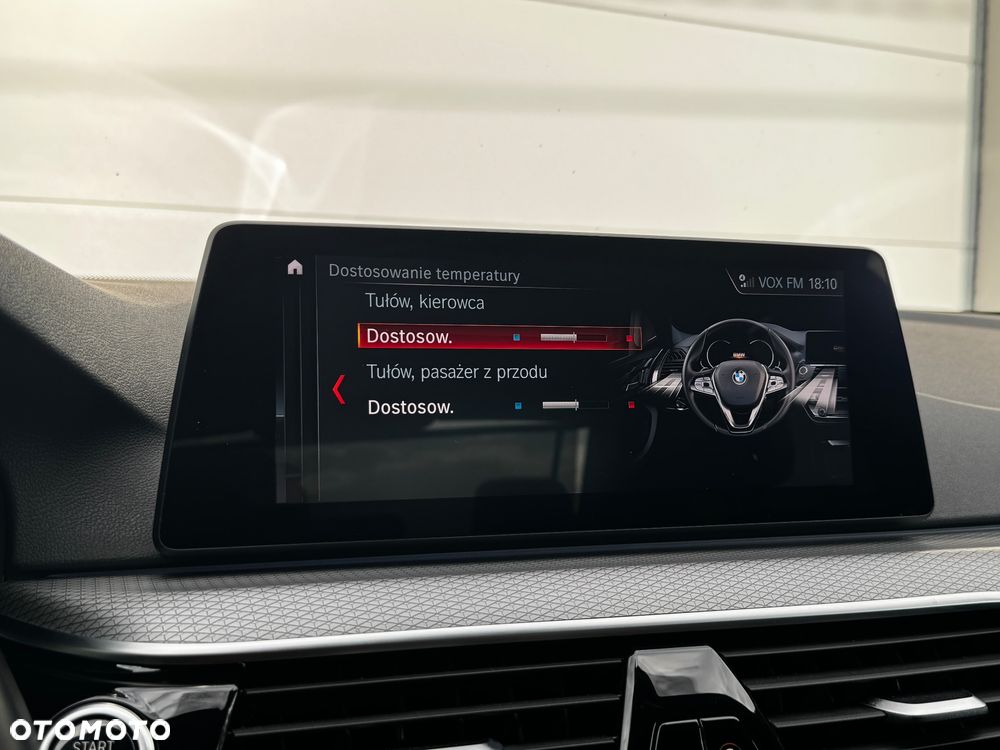 BMW Seria 5 520d xDrive M Sport sport - 33