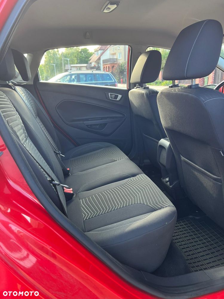 Ford Fiesta 1.0 EcoBoost Titanium - 17