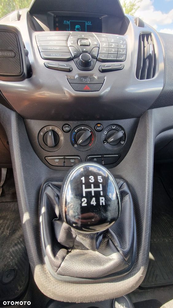 Ford Transit Connect - 12