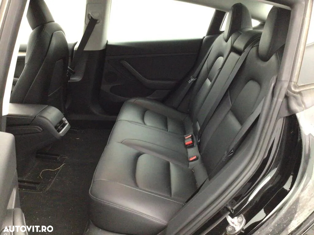 Tesla Model 3 Langstreckenbatterie Allradantrieb Dual Motor - 4