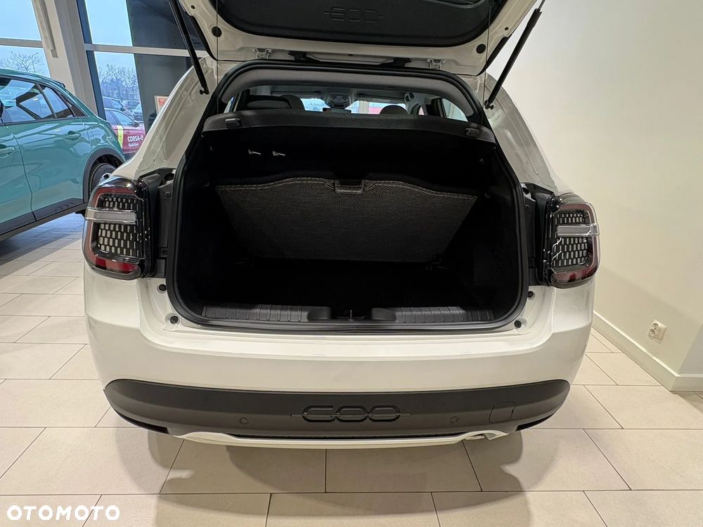 Fiat 600 1.2 Turbo Icon eDCT - 8