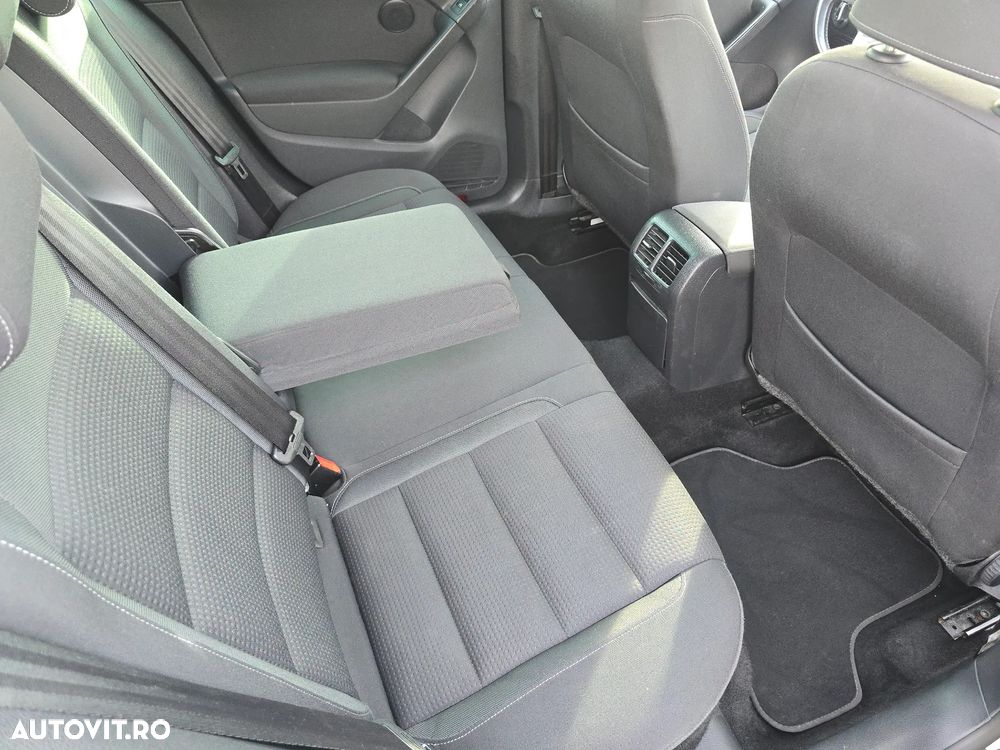 Volkswagen Golf 1.4 TSI Team - 9