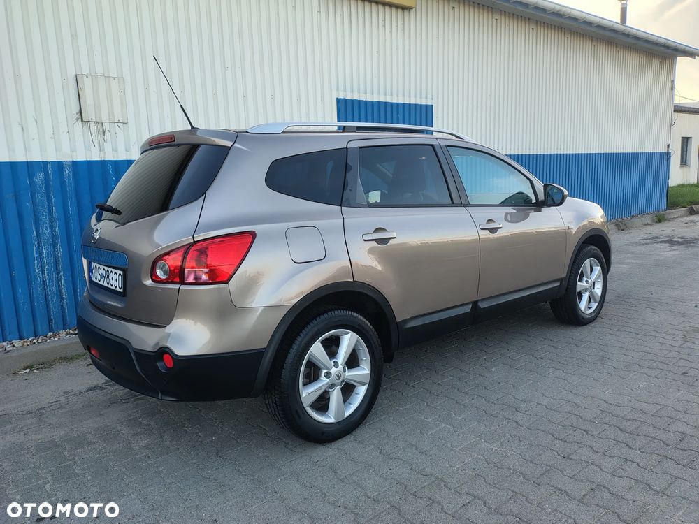 Nissan Qashqai+2 2.0 4x4 Tekna - 2
