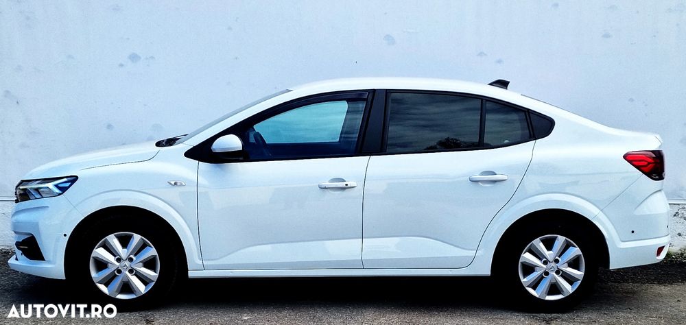 Dacia Logan TCe 90 MT6 Journey+ - 9