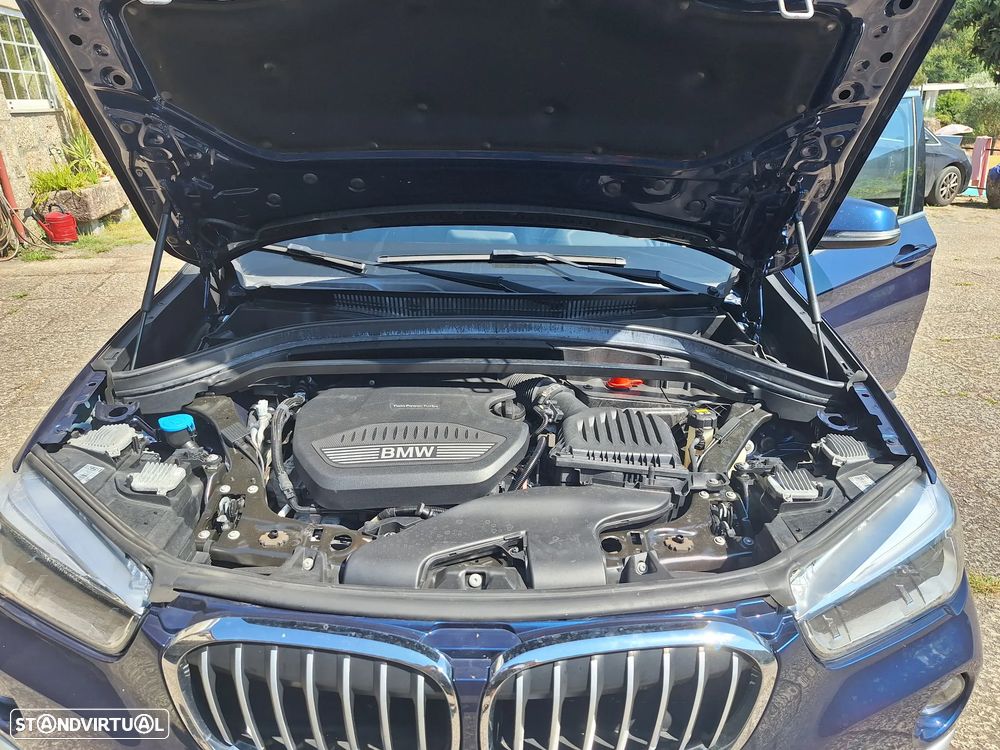 BMW X1 xDrive18d - 9