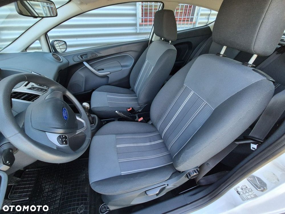Ford Fiesta 1.25 Ghia EU5 - 12