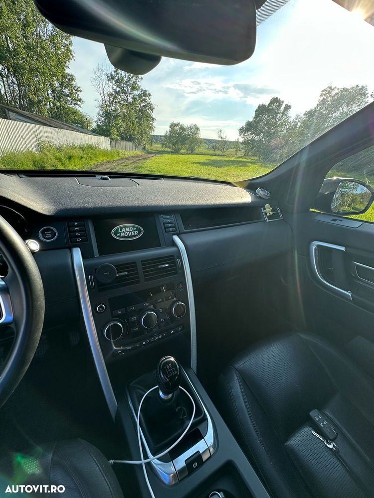 Land Rover Discovery Sport - 31