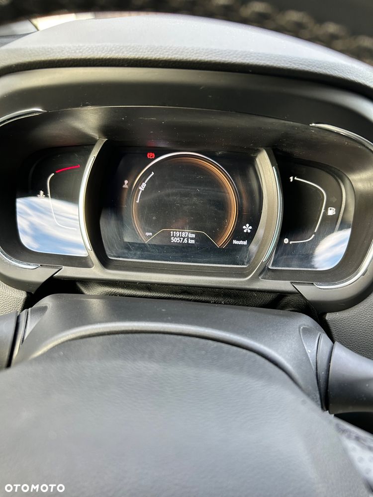 Renault Scenic - 27