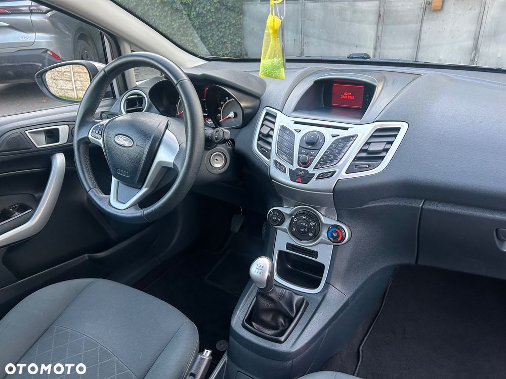 Ford Fiesta 1.25 Trend Edition - 10