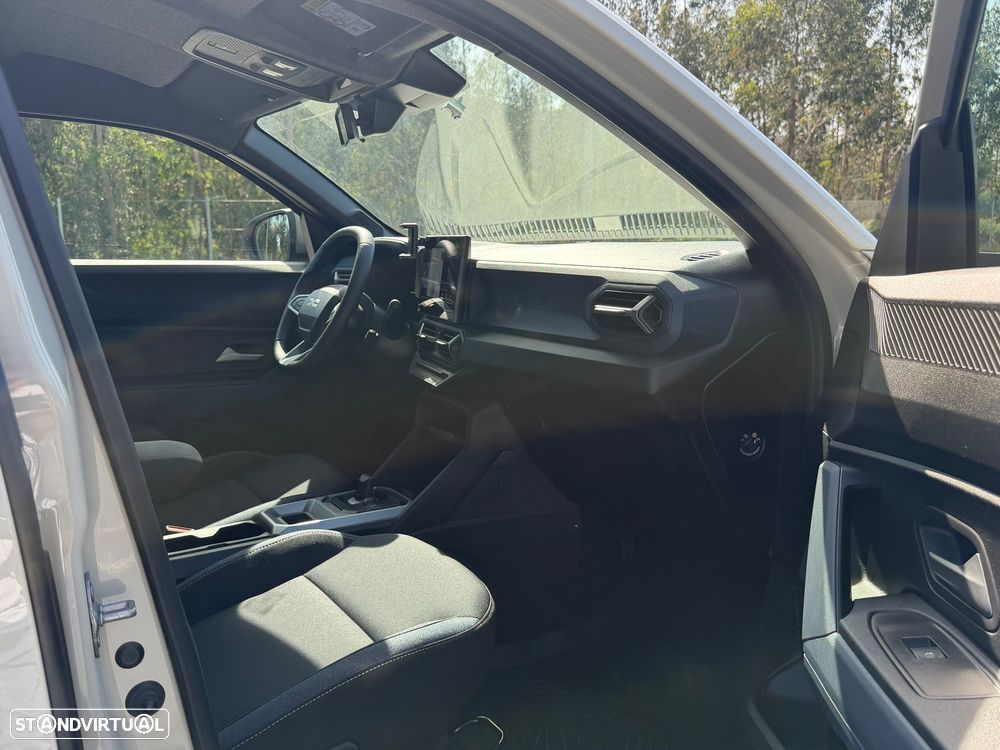 Dacia Duster 1.6 Hybrid Journey - 31