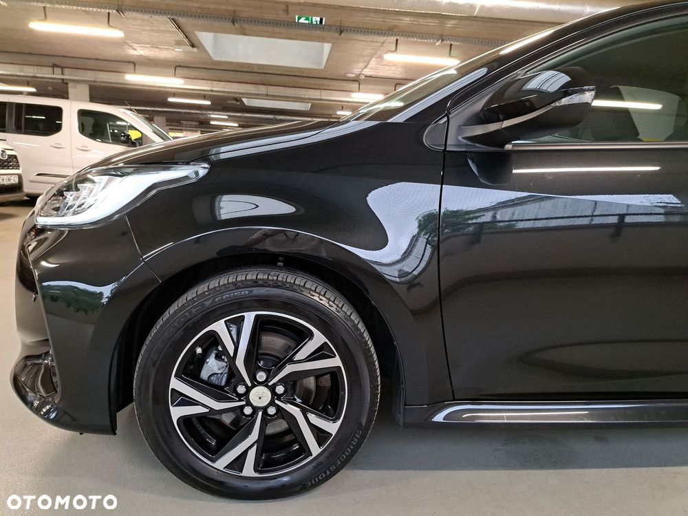 Toyota Yaris Hybrid 1.5 Style - 36