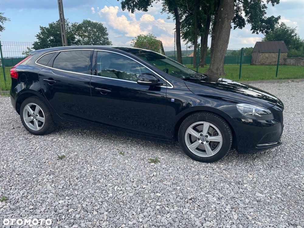 Volvo V40 D4 Drive-E Ocean Race - 4