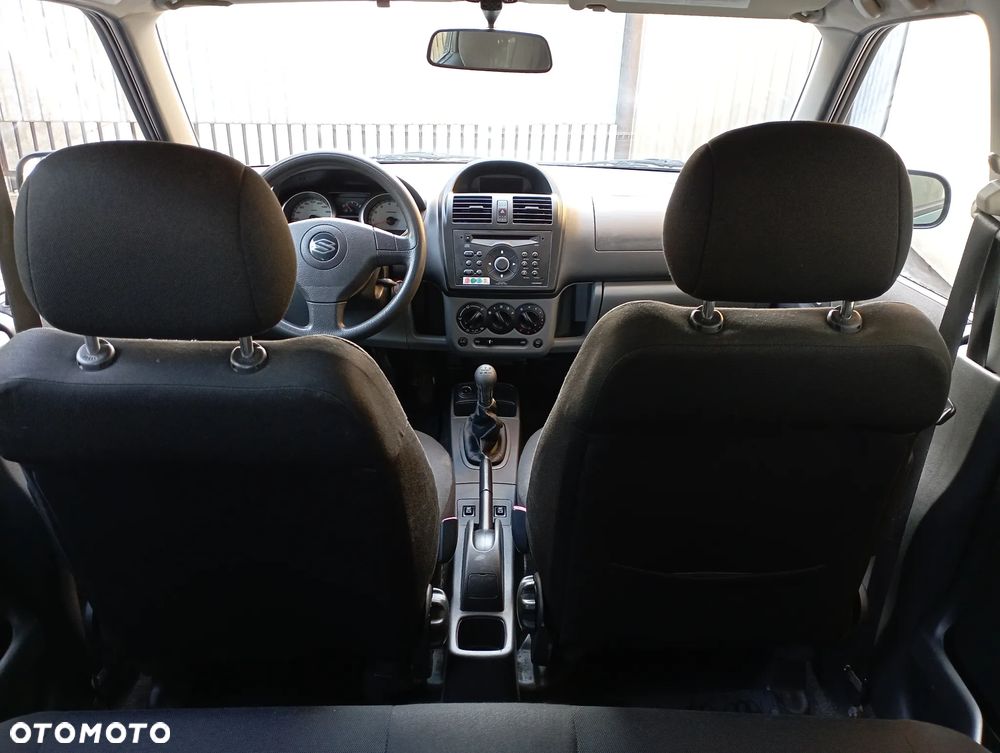 Suzuki Ignis 1.5 Four Grip Club 4 Seasons - 13