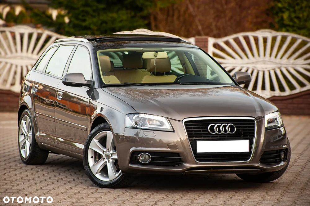 Audi A3 Sportback 1.8 TFSI S tronic Ambiente - 2