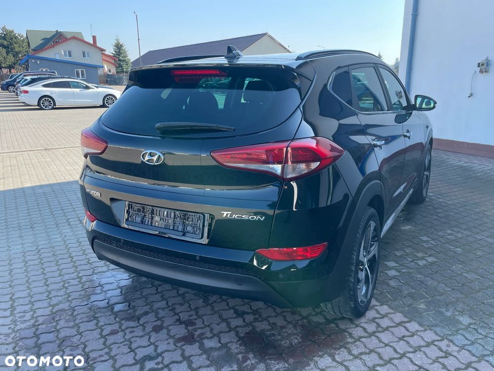 Hyundai Tucson blue 1.7 CRDi 2WD DCT Premium - 18