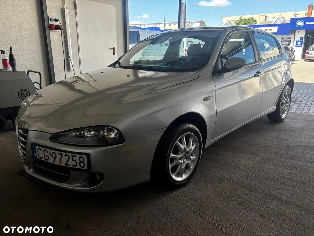 Alfa Romeo 147 1.6 Twin Spark Impression - 10