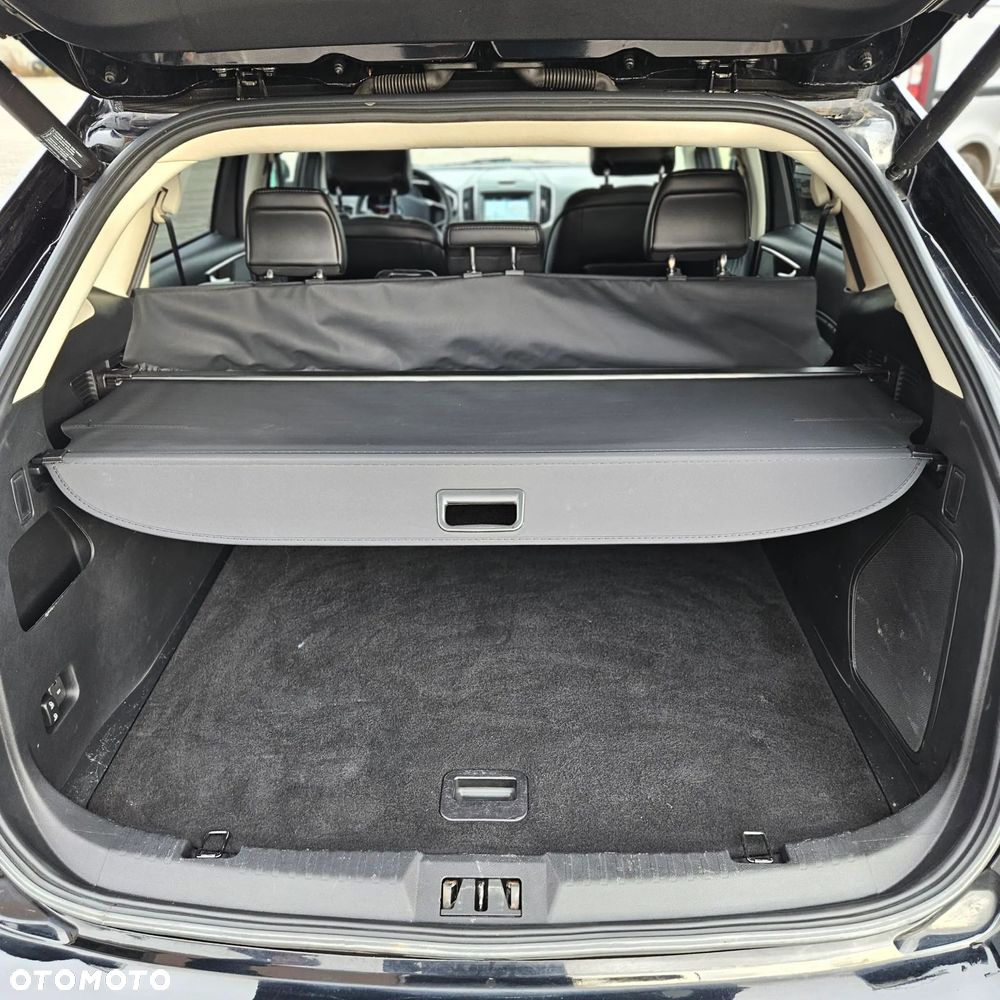 Ford Edge - 22