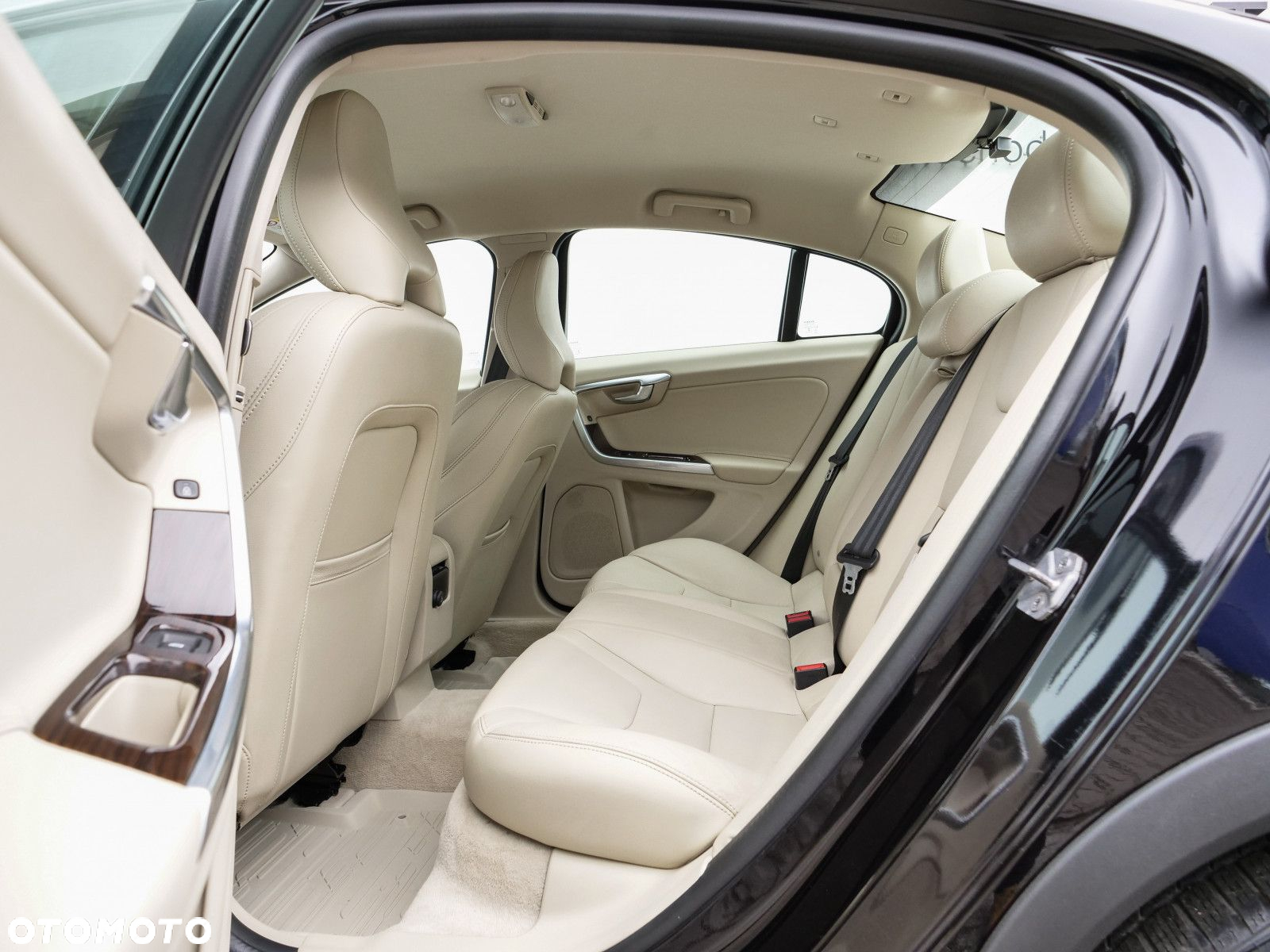Volvo S60 - 16
