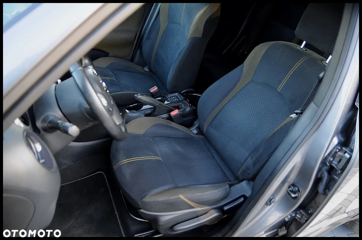 Nissan Juke - 25