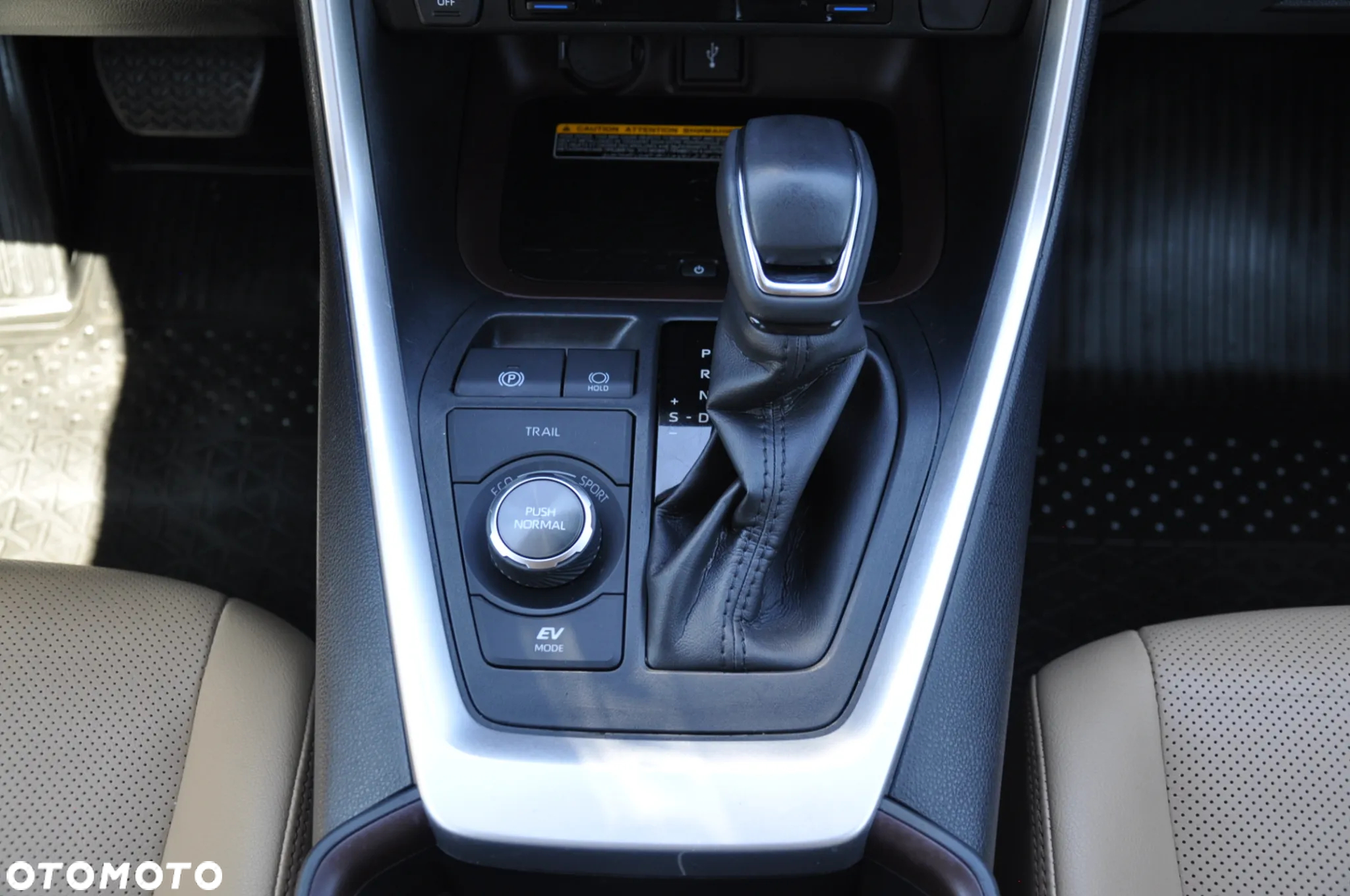 Toyota RAV4 2.5 Hybrid Executive 4x4 - 19