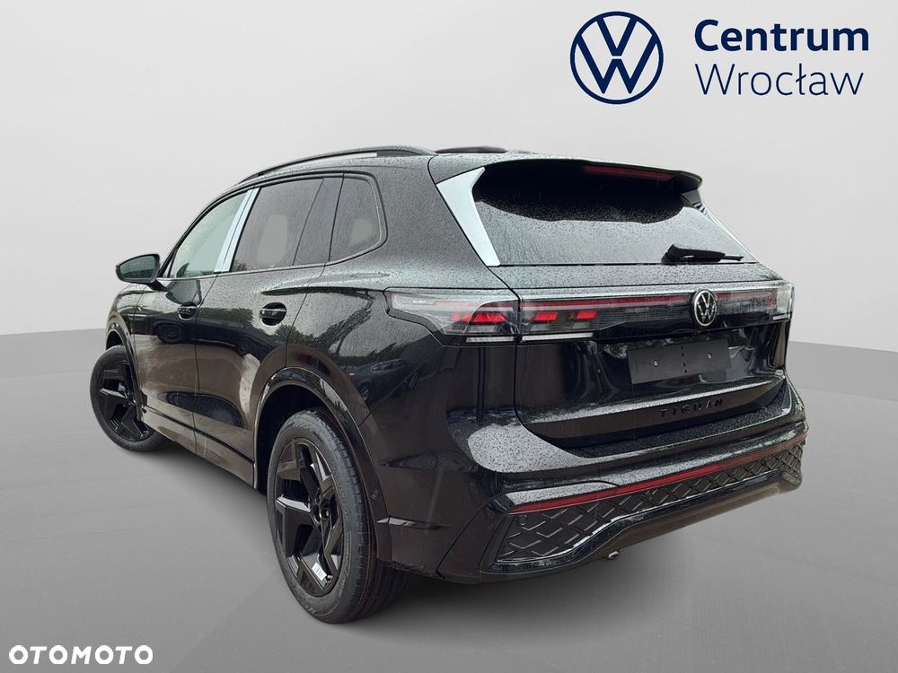 Volkswagen Tiguan - 11