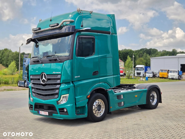 Mercedes-Benz ACTROS 1845