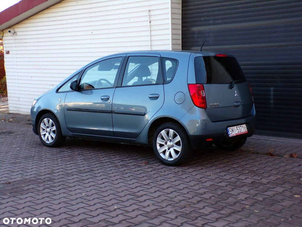 Mitsubishi Colt - 16