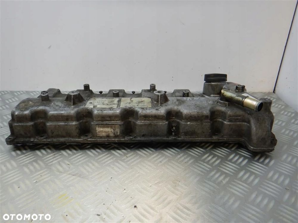 Pokrywa zaworów Ssang Yong Rodius 2004-2013 2,7 XDI - 2