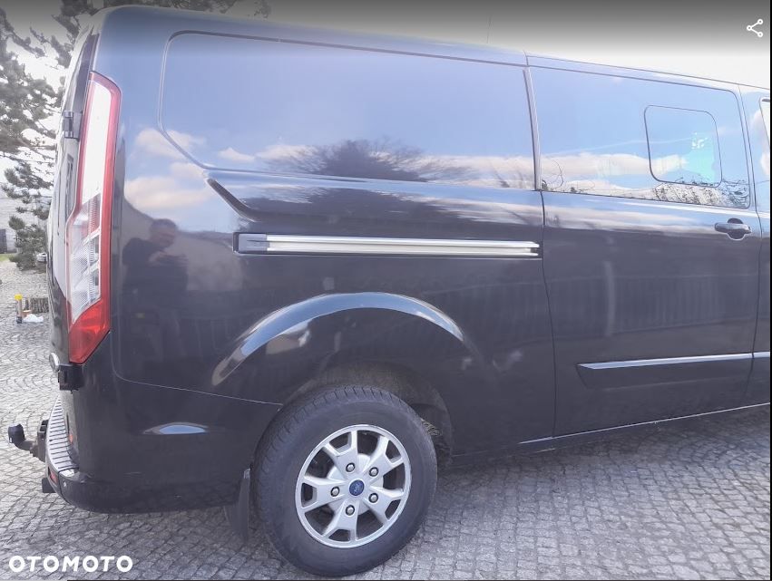 Ford Transit Custom 290 L2H1 Limited - 10