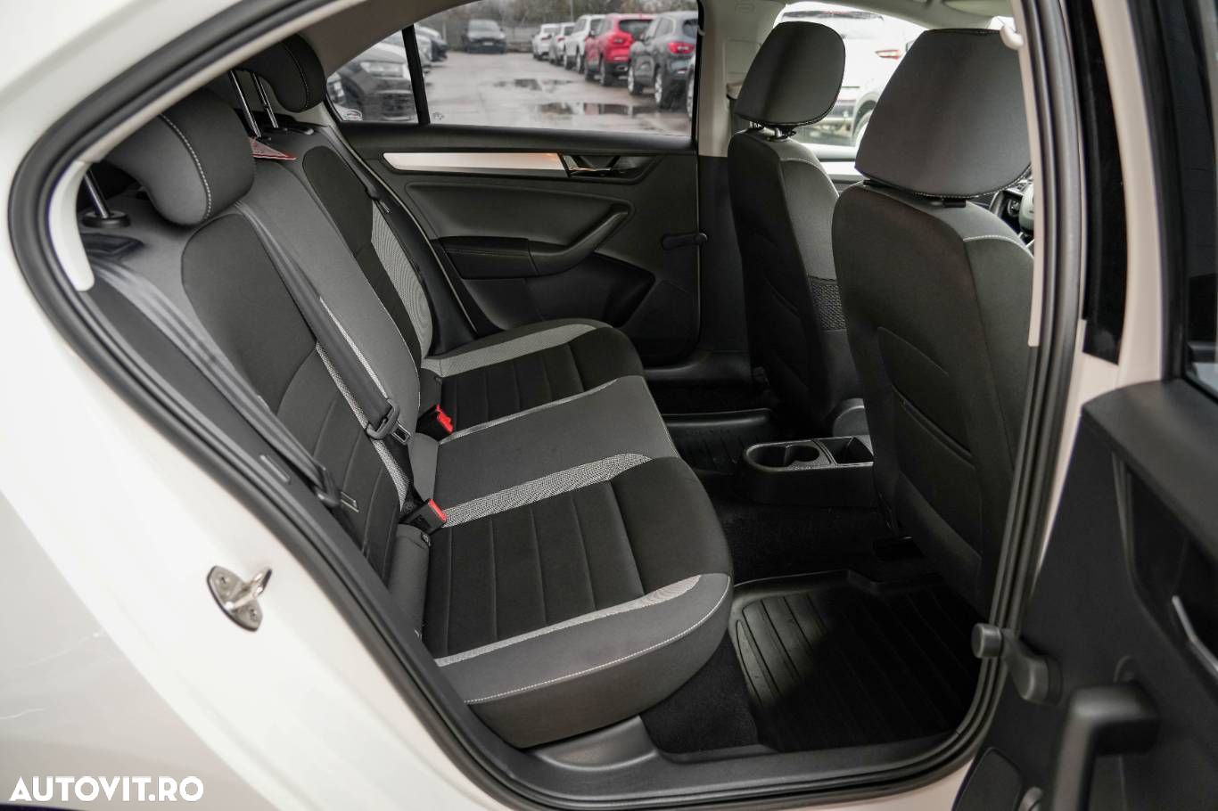 Skoda RAPID - 13