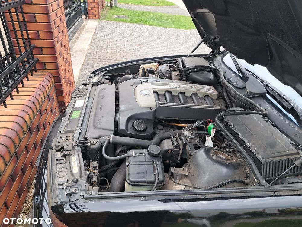 BMW Seria 5 - 12