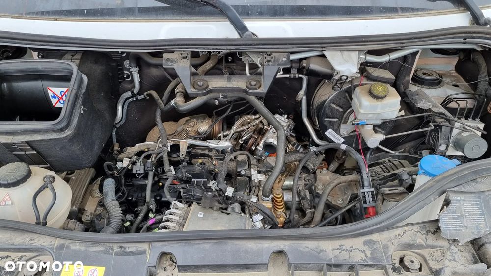 Mercedes-Benz Sprinter - 21