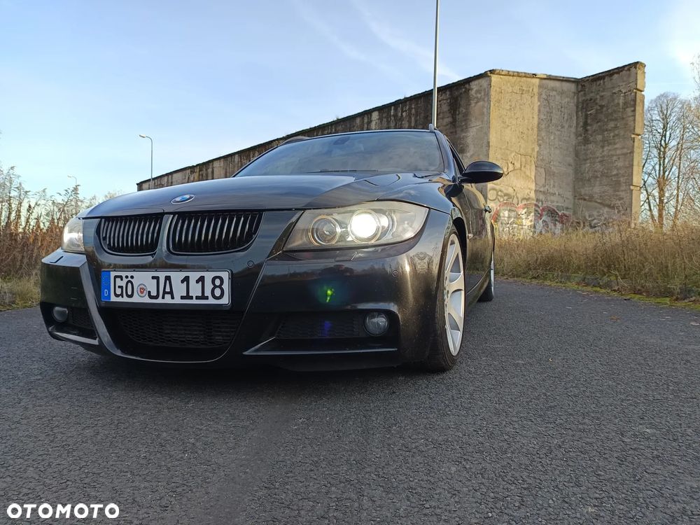 BMW Seria 3 325d DPF Touring - 8