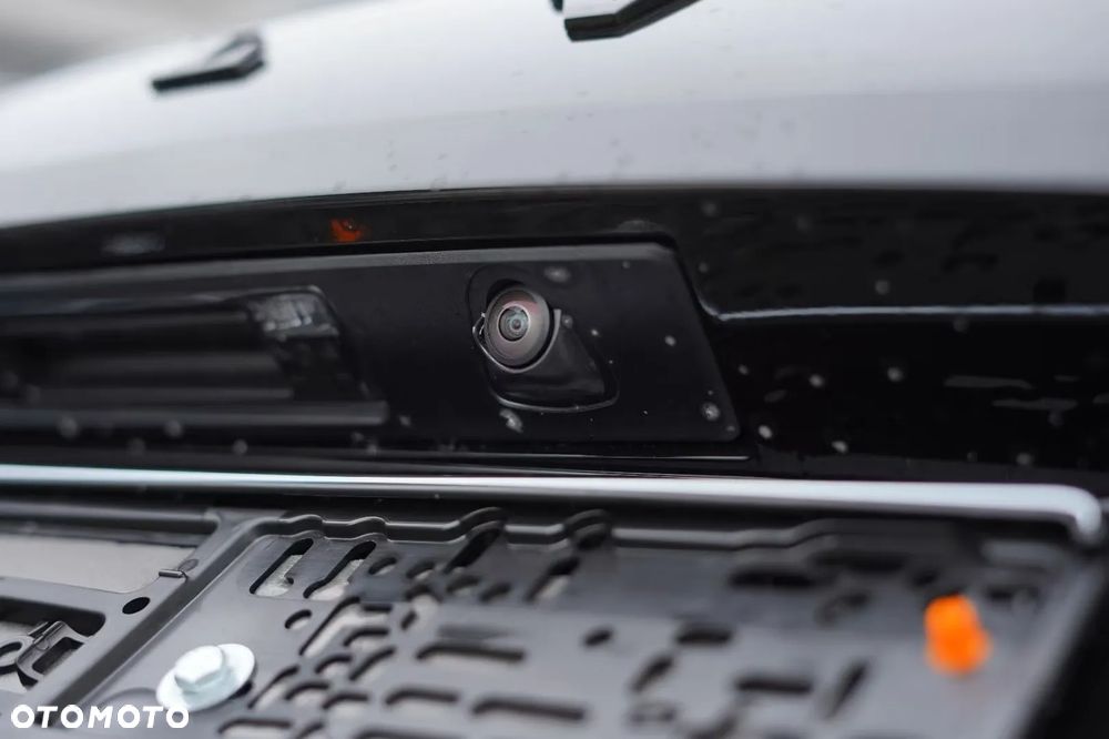 Volvo XC 60 B5 B AWD Plus Black Edition - 13