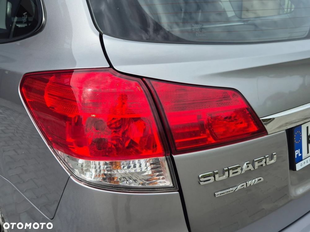 Subaru Legacy 2.0i Comfort AT - 14