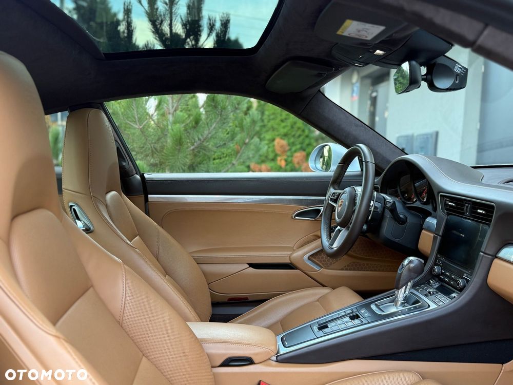 Porsche 911 Coupe [991] 15-19 - 26