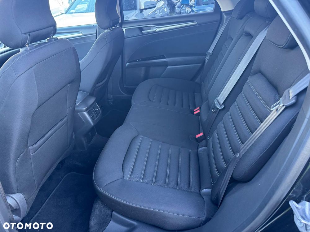 Ford Mondeo - 18