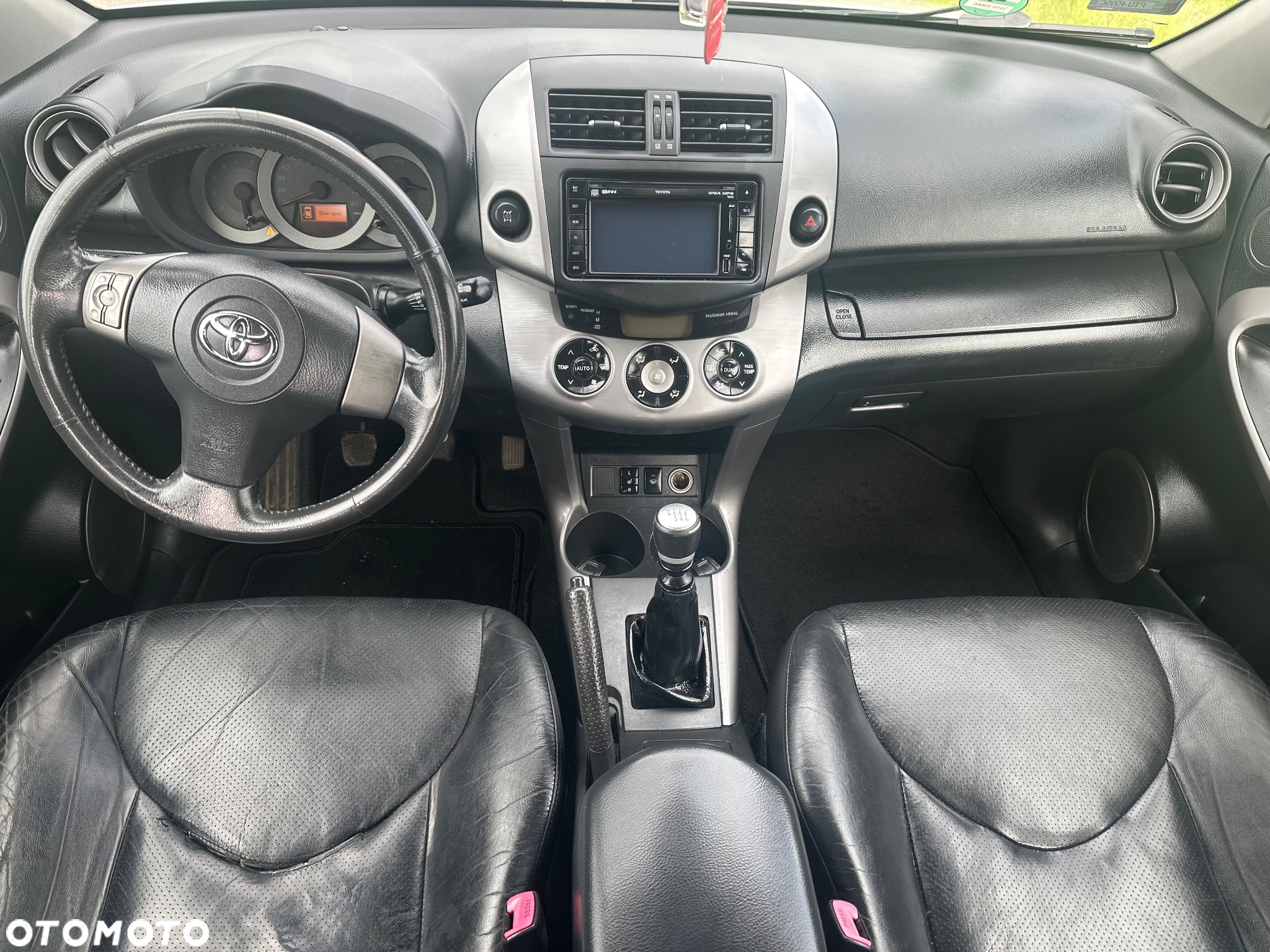 Toyota RAV4 2.2 D-4D Prestige - 13