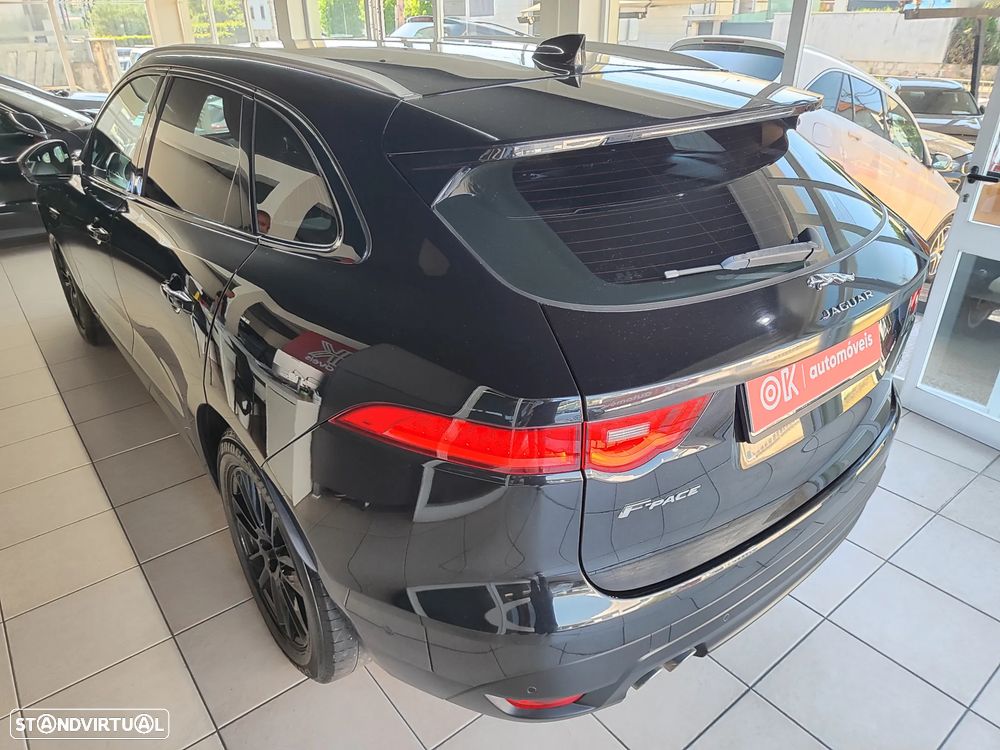 Jaguar F-Pace 20d AWD Aut. Prestige - 11