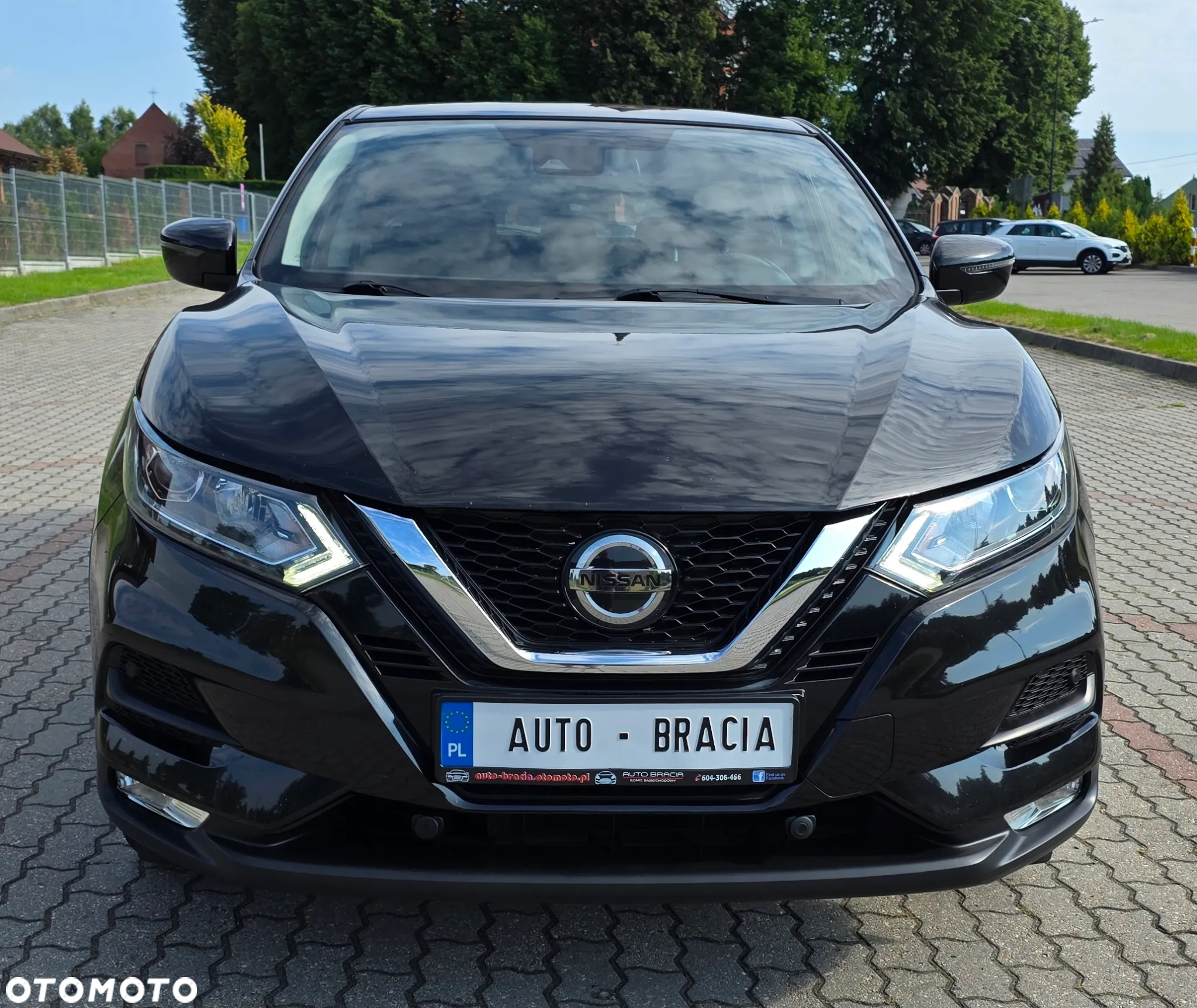 Nissan Qashqai 1.3 DIG-T TEKNA - 3
