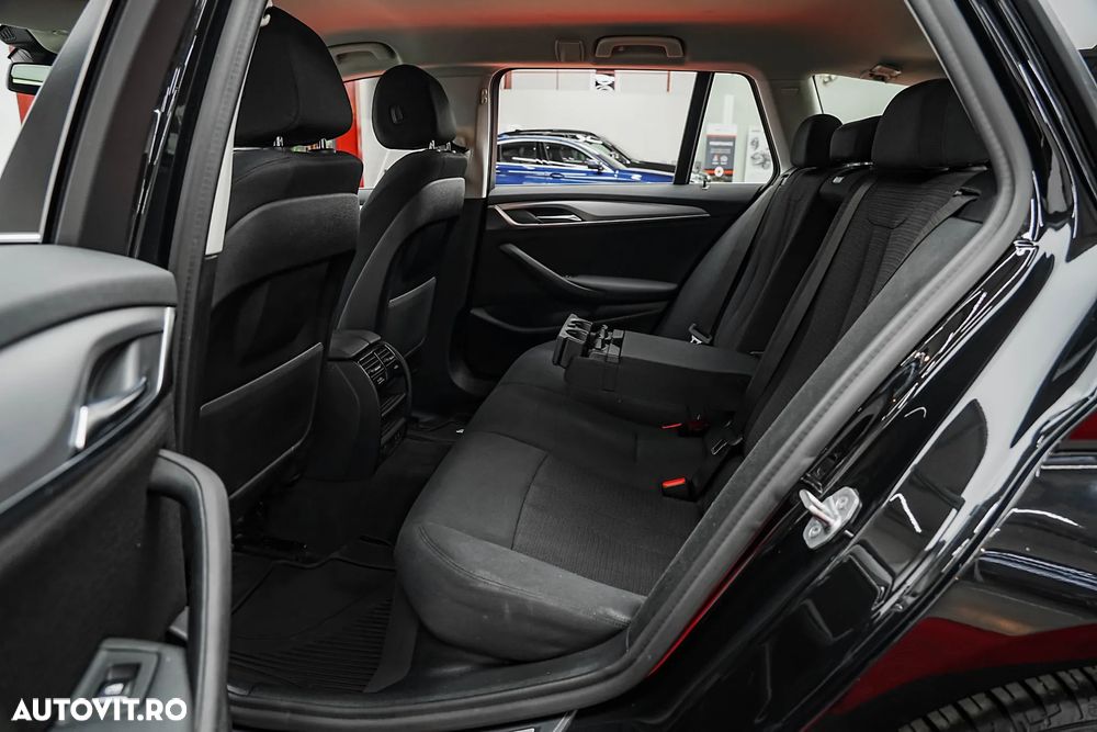 BMW Seria 5 520d xDrive Aut. - 10