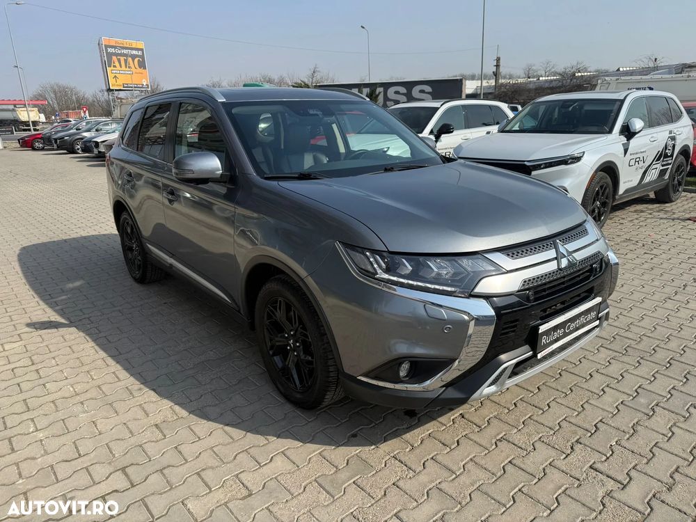 Mitsubishi Outlander 2.0L AS&G CVT Instyle - 4
