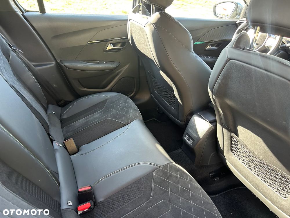 Peugeot 208 PureTech 100 EAT8 Active Pack - 14